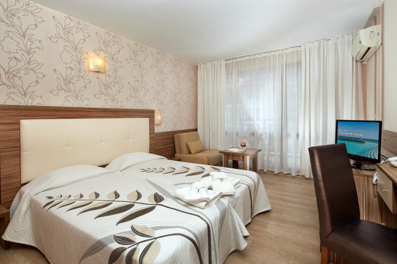 Relax Holiday Complex & Spa Slăntjev Brjag Exteriör bild