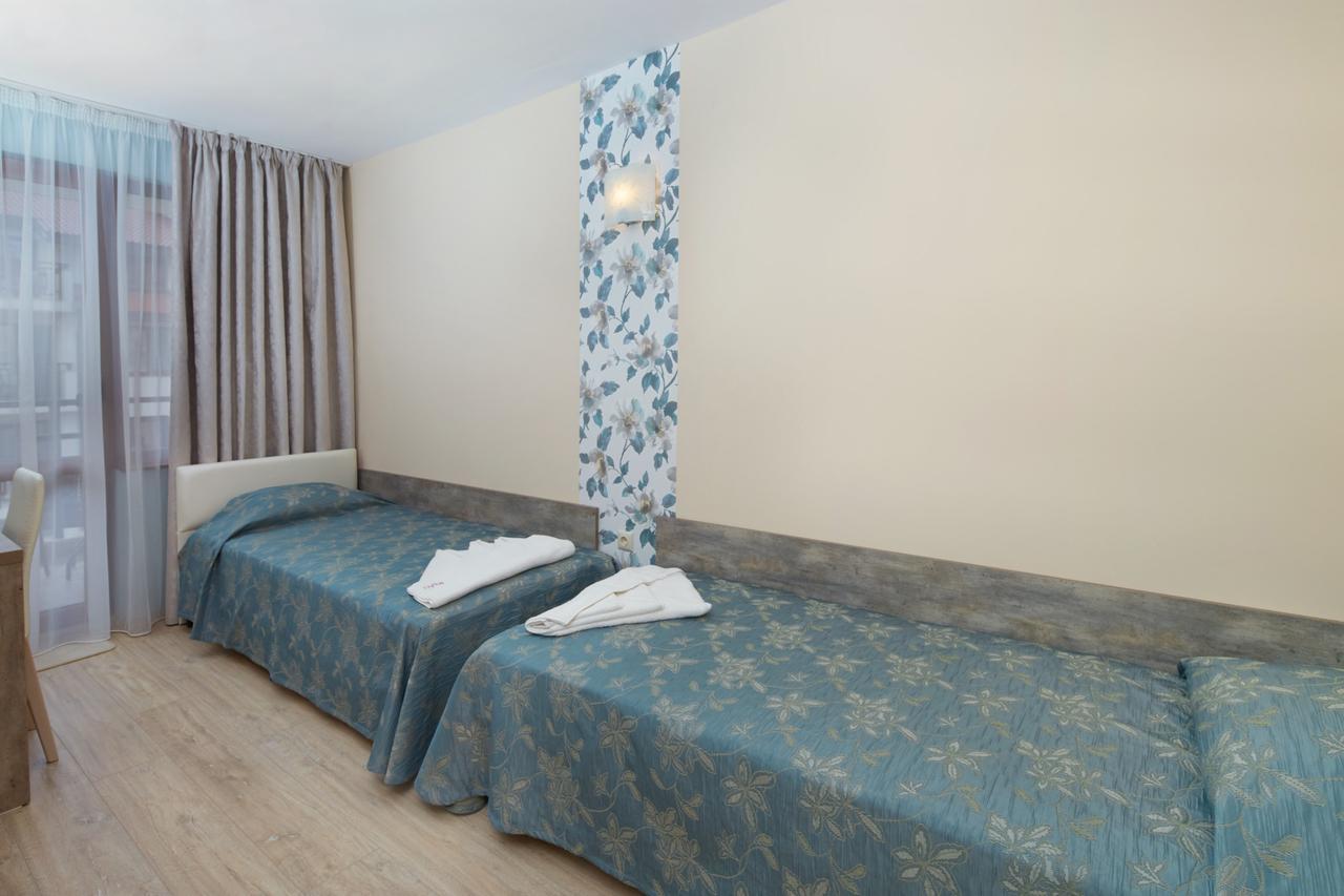 Relax Holiday Complex & Spa Slăntjev Brjag Exteriör bild