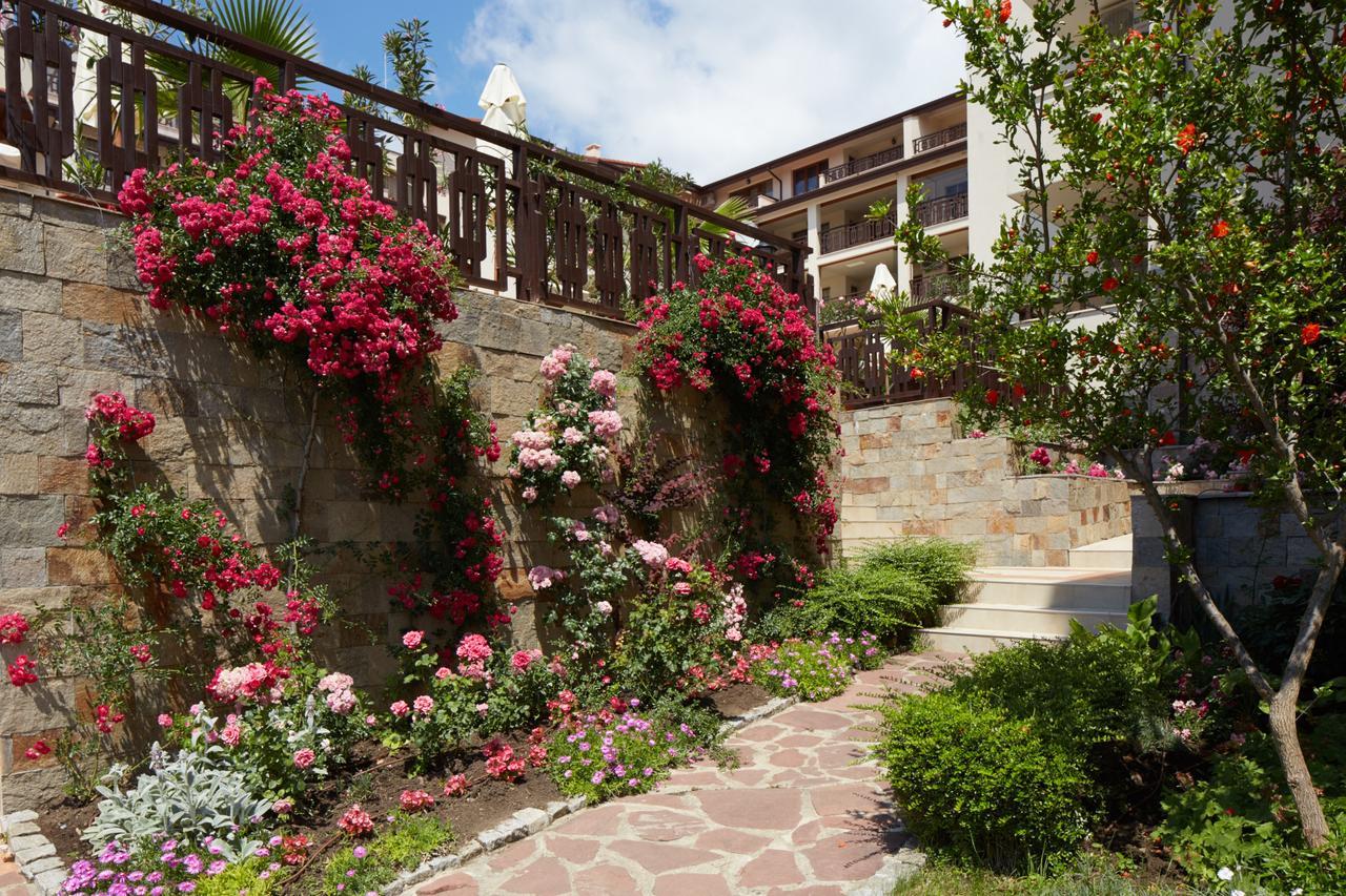 Relax Holiday Complex & Spa Slăntjev Brjag Exteriör bild