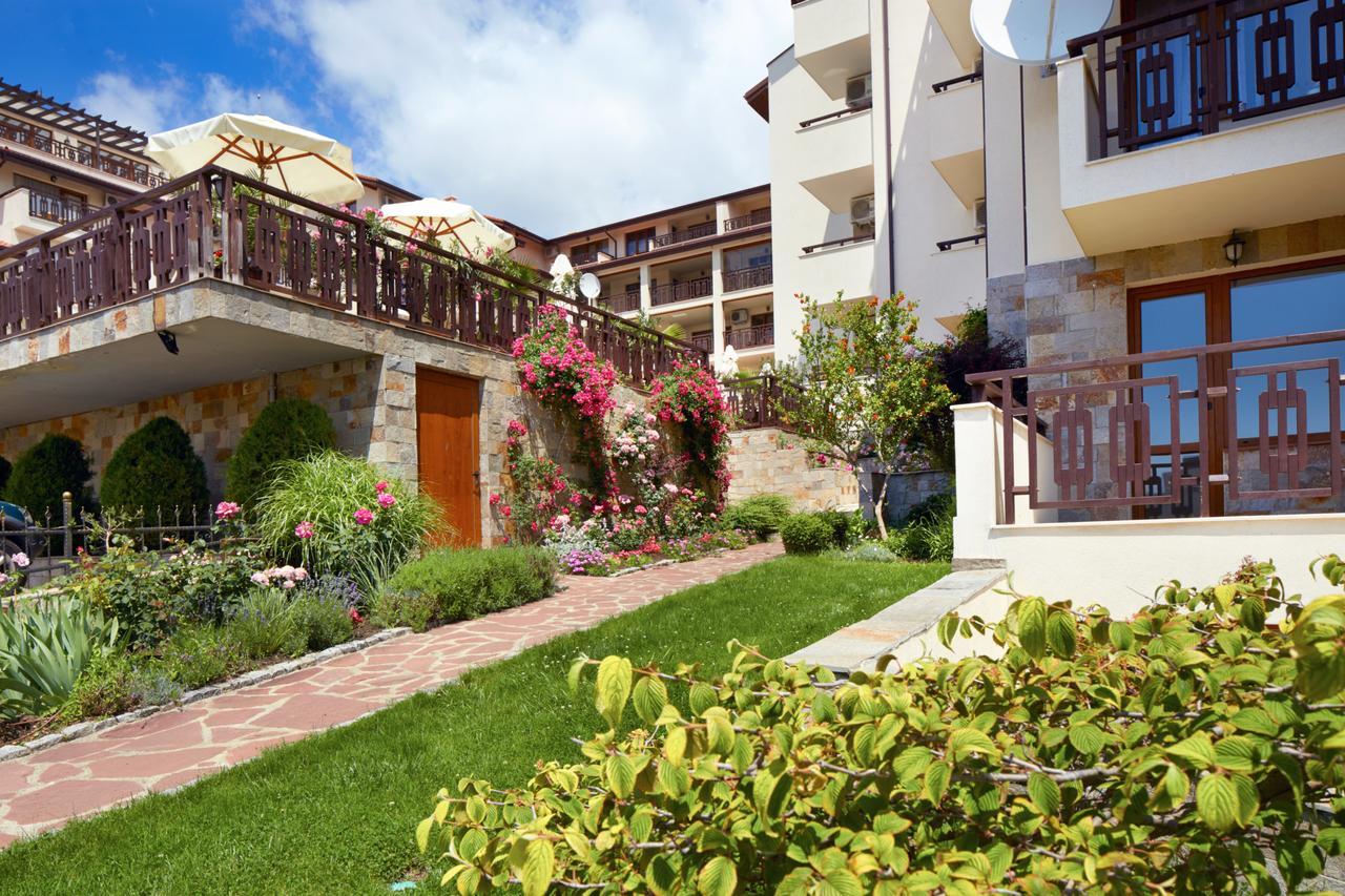 Relax Holiday Complex & Spa Slăntjev Brjag Exteriör bild